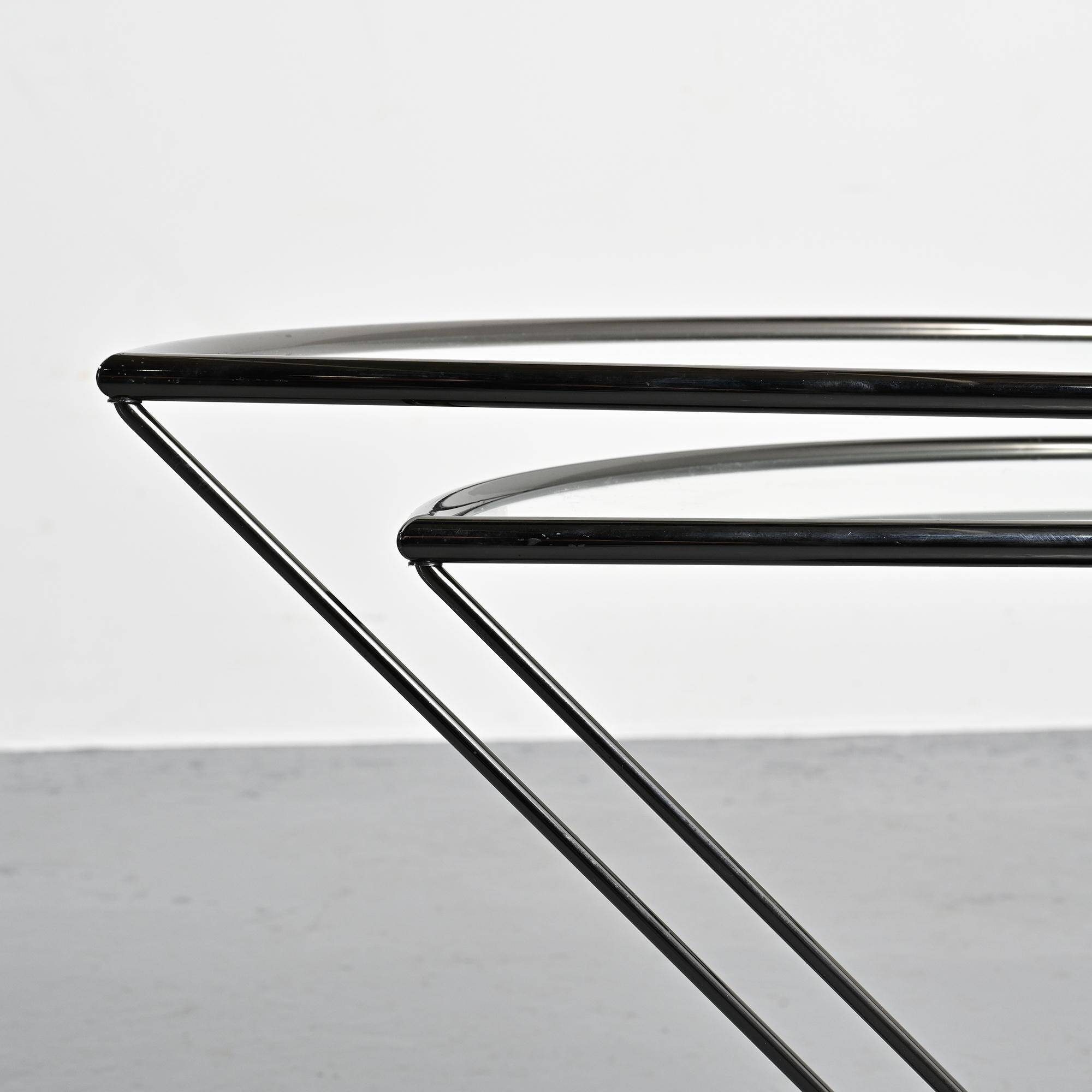 Dardo coffee table in glass and metal by OMA, Italy, circa 1980.
