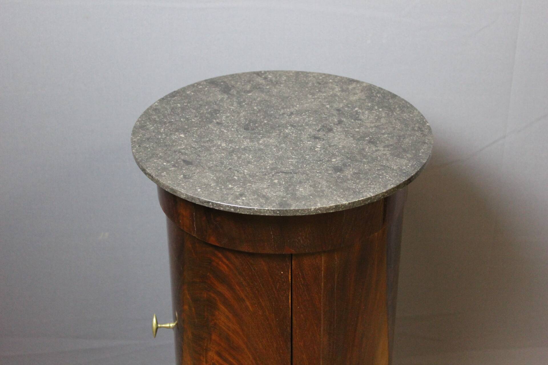 Empire bedside table in mahogany, 19th century.