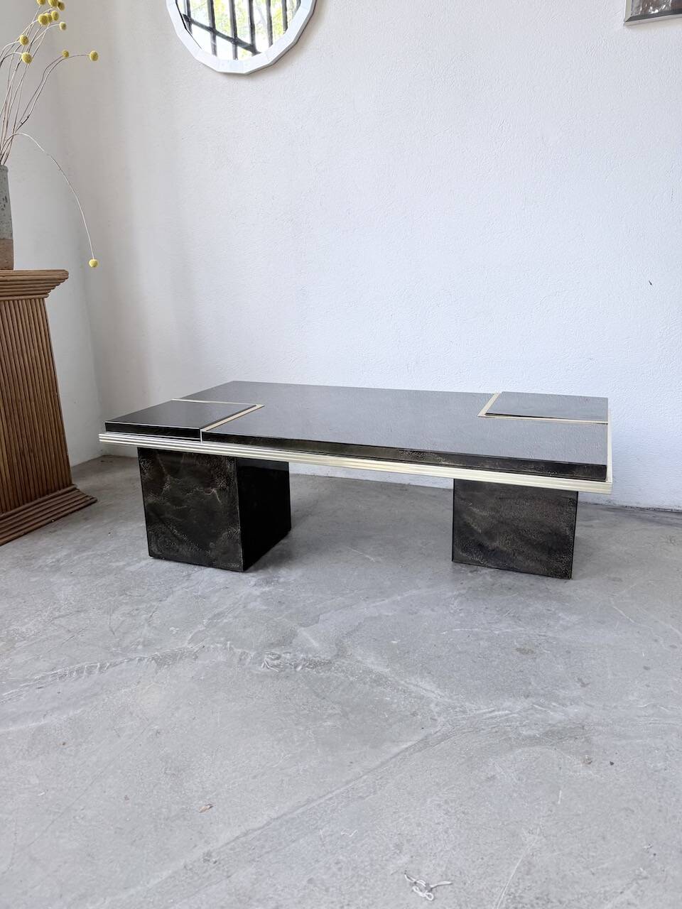 "Rizzo" lacquered and brass coffee-bar table from the 1970s.