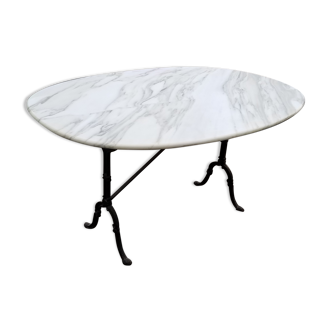 Oval marble table