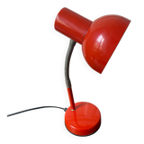 Red desk lamp – vintage spirit