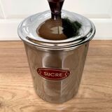 Menesa spice pot