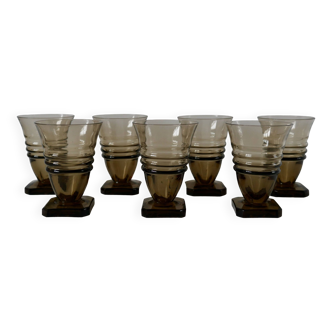 Ensemble de 7 petits verres à vin en verre fumé design pieds carré art déco années 30-40