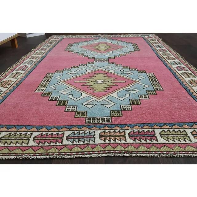 1970s vintage Turkish hand-knotted wool cotton pink area rug 128x208