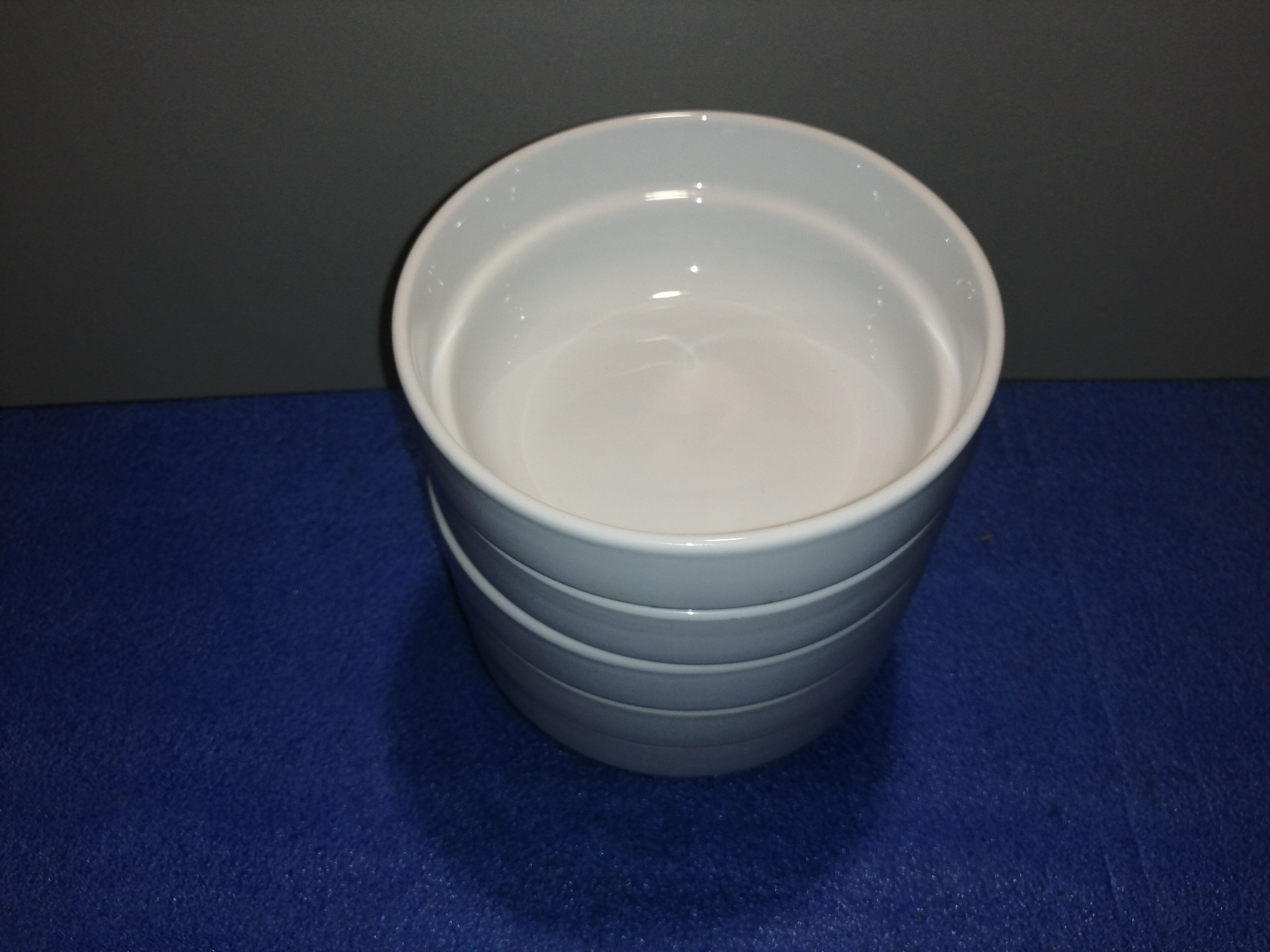 White ceramic rice bowls