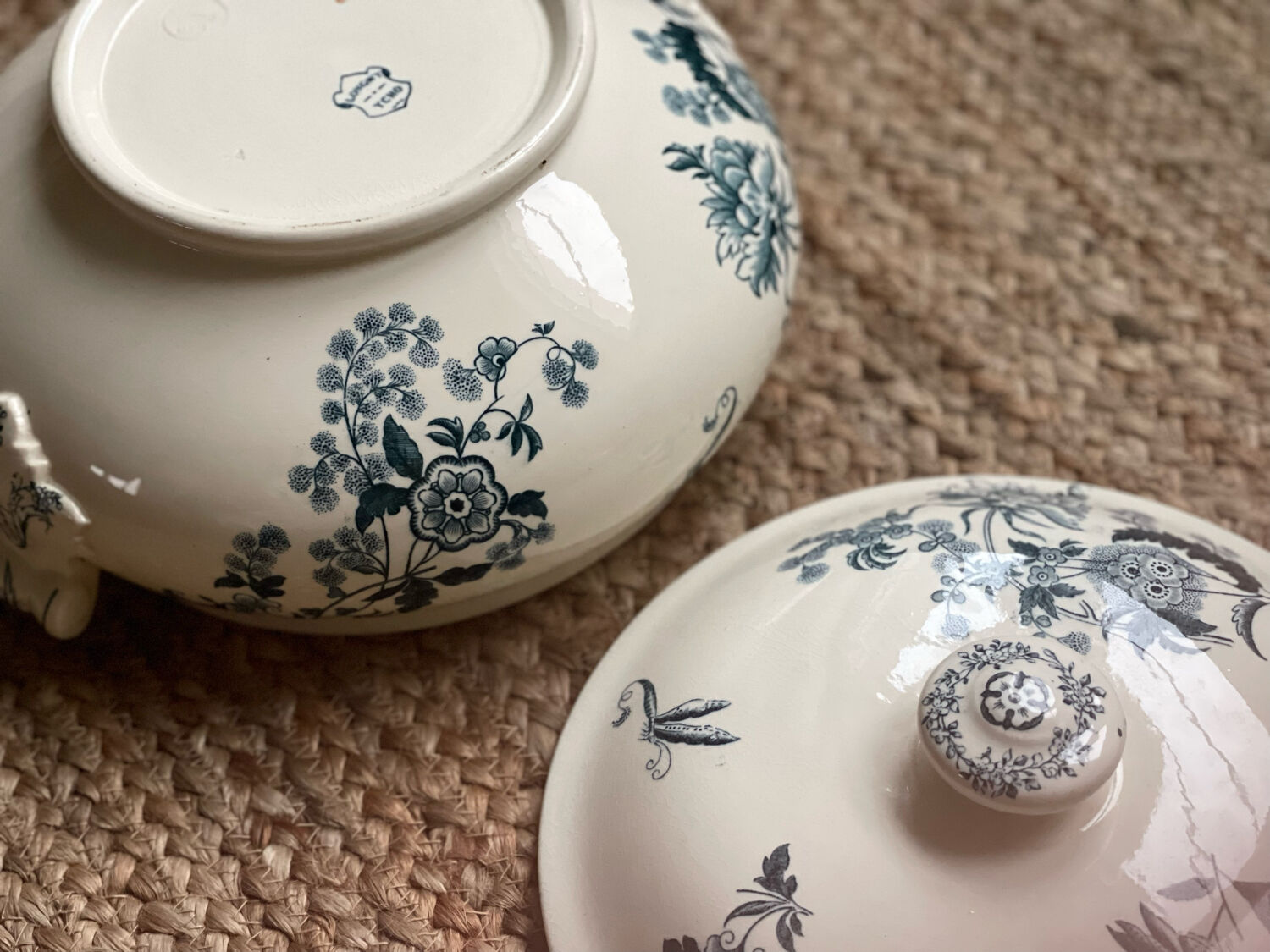 Longwy iron earth tureen