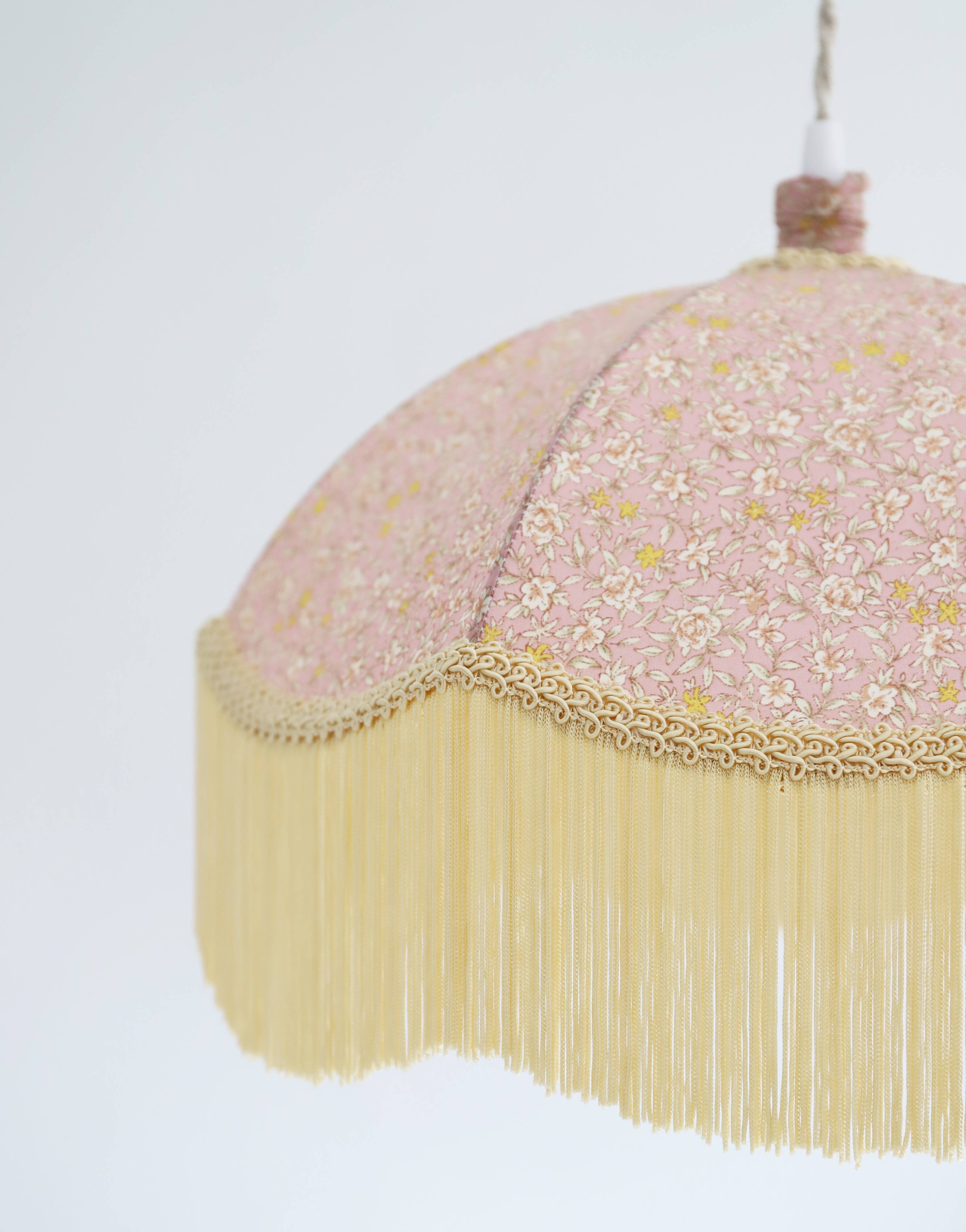 Suspension vintage " parapluie" avec franges