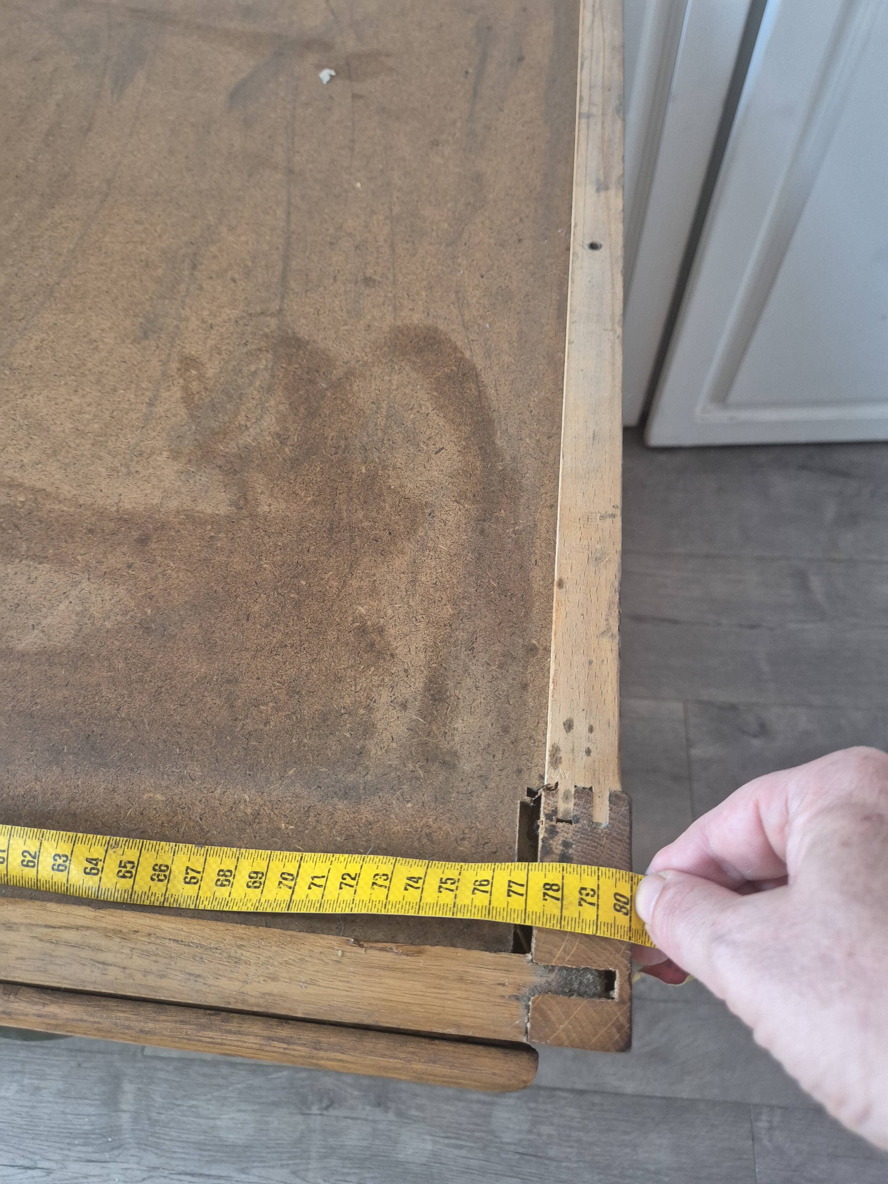 lot de 2 meubles de métier a tiroir vintage provenant d'une ecole