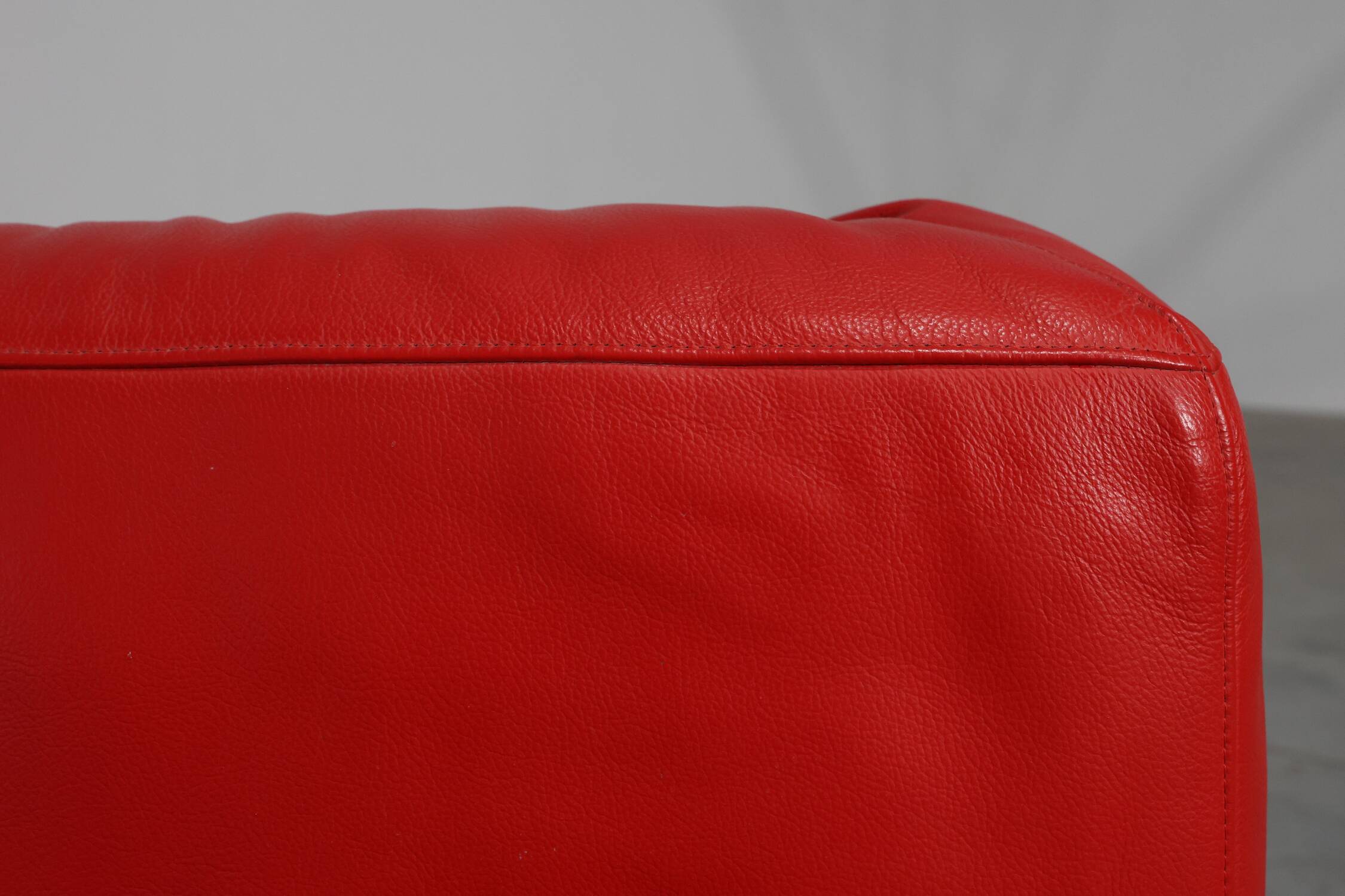 Red Mid-century 3-seater Leather Sofa by Edra, Italy 2000