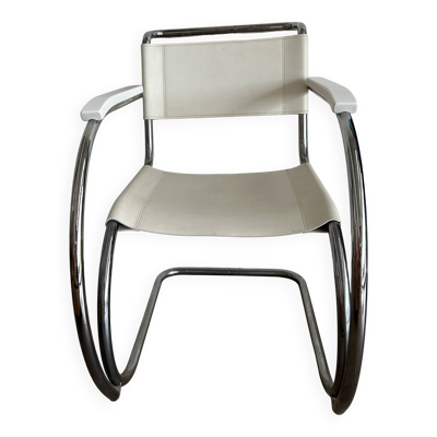 Fauteuil Mies van der Rohe cuir blanc et chrome MR20 collection Thonet
