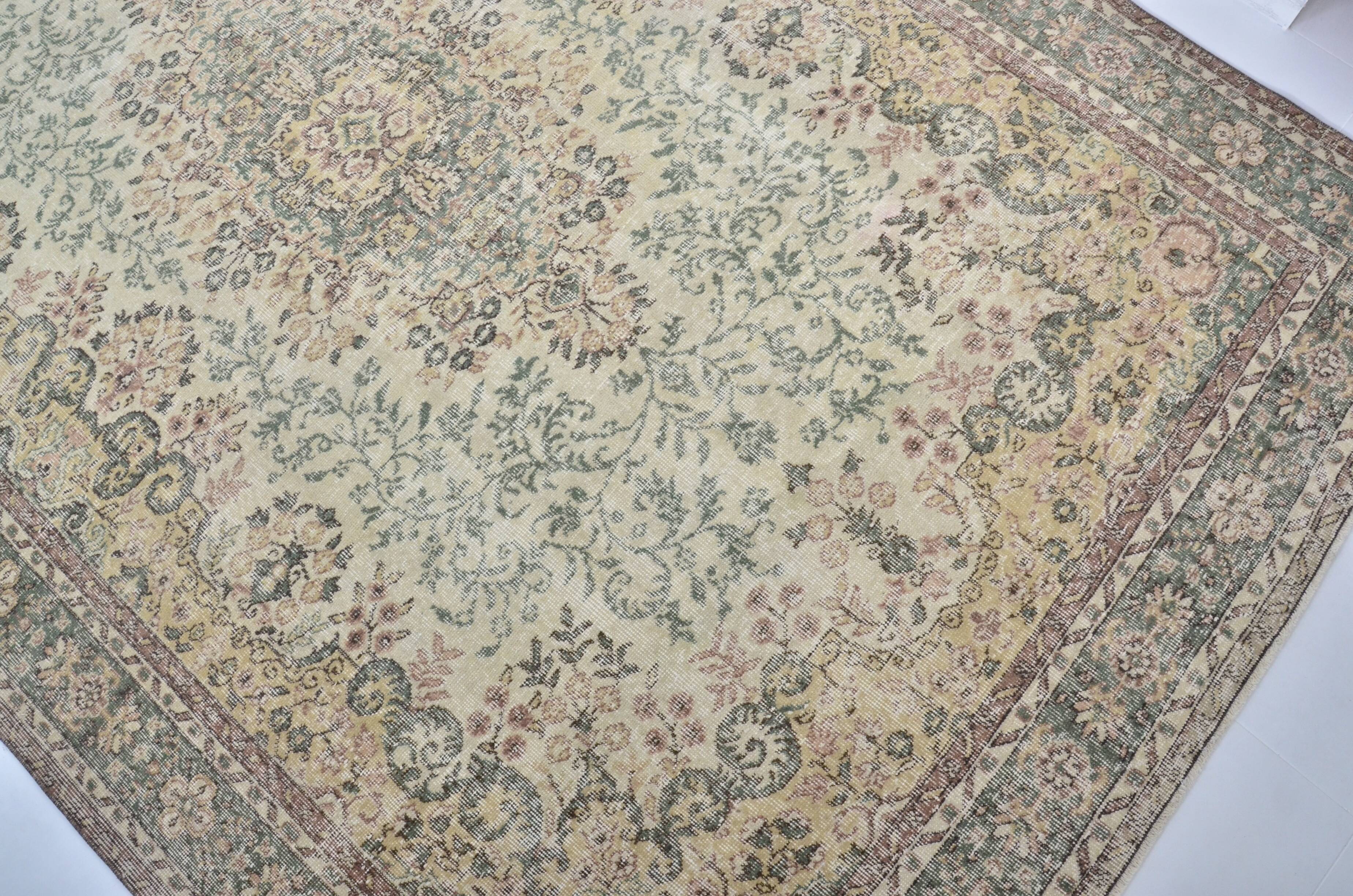 Nomadic Turkish Handknotted Floral Rug sku 3255