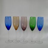 Set of 5 designer champagne flutes in colored glass from the 70s
