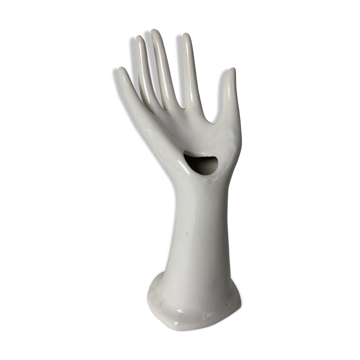 Hand vase in white earthenware