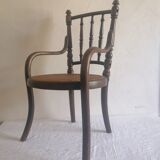 Ancien fauteuil d'enfant en bois courbé Fischel