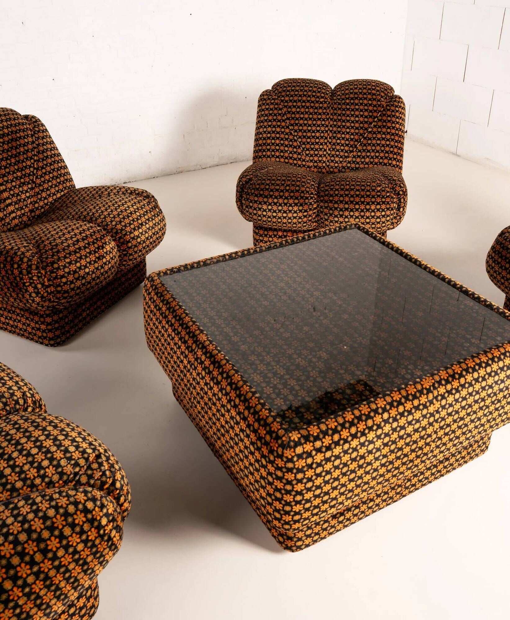 70s FLORAL PRINT MODULAR SOFA & TABLE