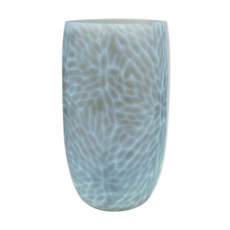 Battuto vase