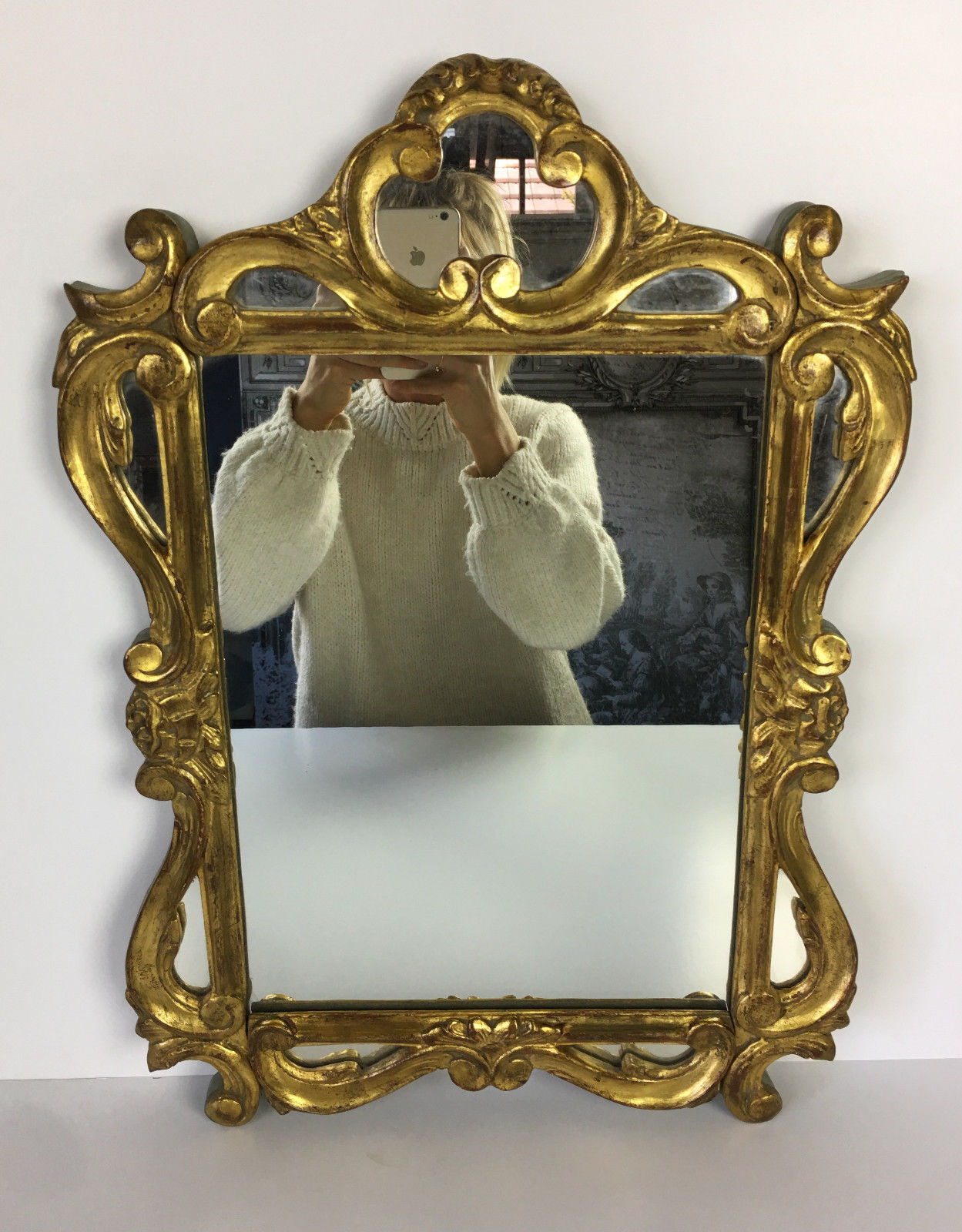 Mirror wooden gold and patinated sculpted décor hectic 55x37cm