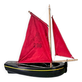 Tirot brand basin sailboat, model 206, vintage toy.