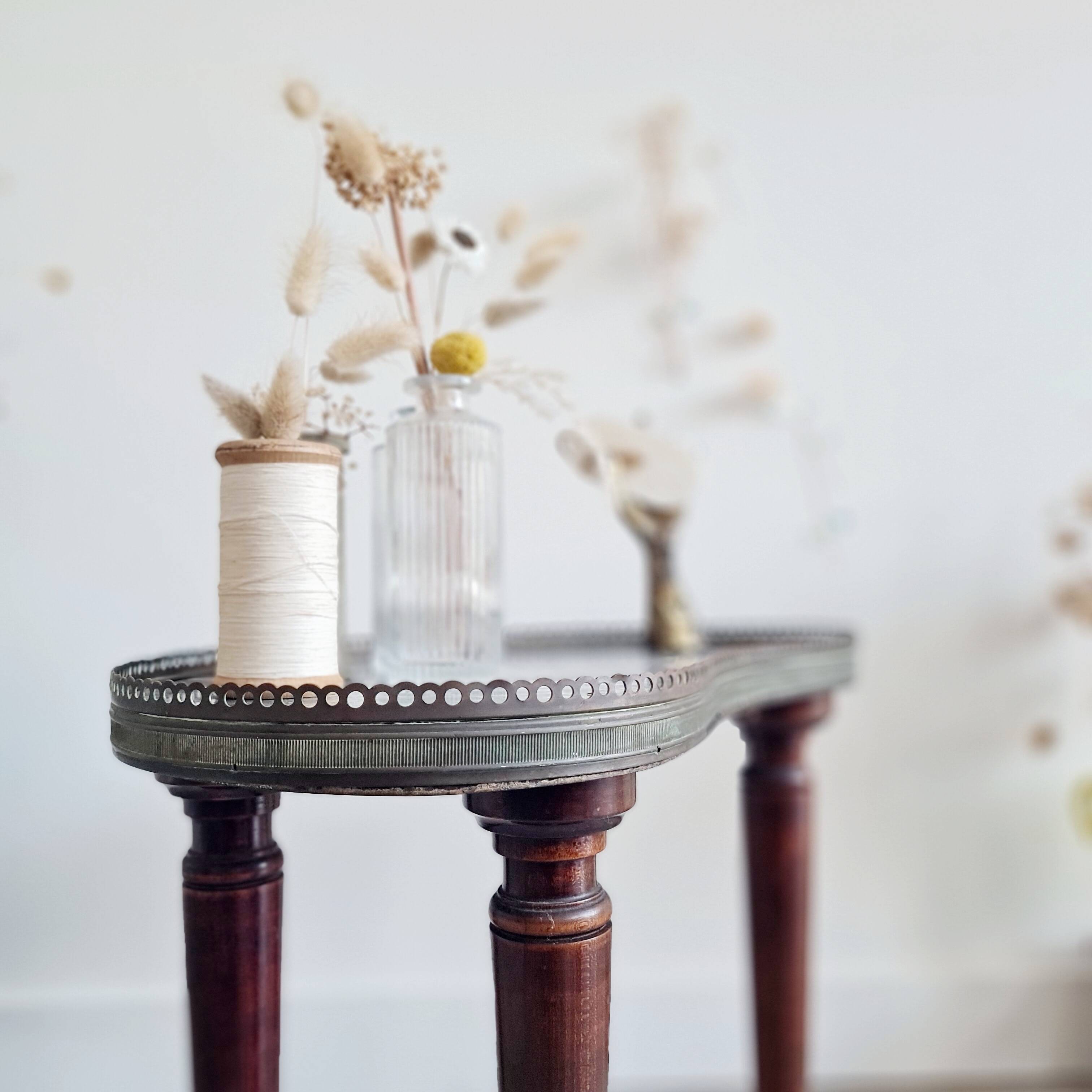 Mini wooden and marble table - antique side table