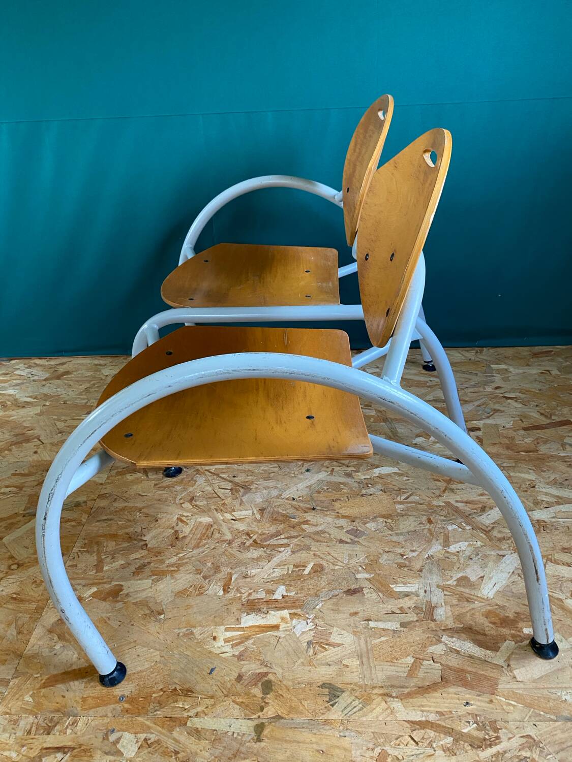 Iron and wood bench for 2 people