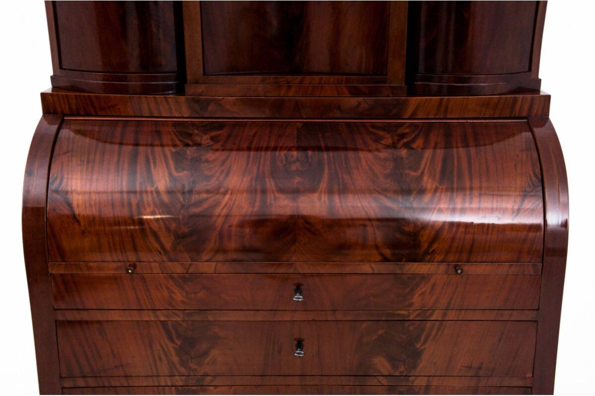 Biedermeier secretary, Northern Europe, mid 19th century.