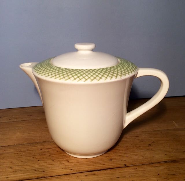"The salins" teapot