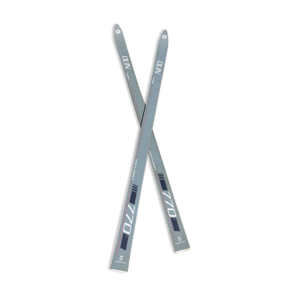 Pair of vintage olin skis