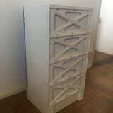 Chest of drawers