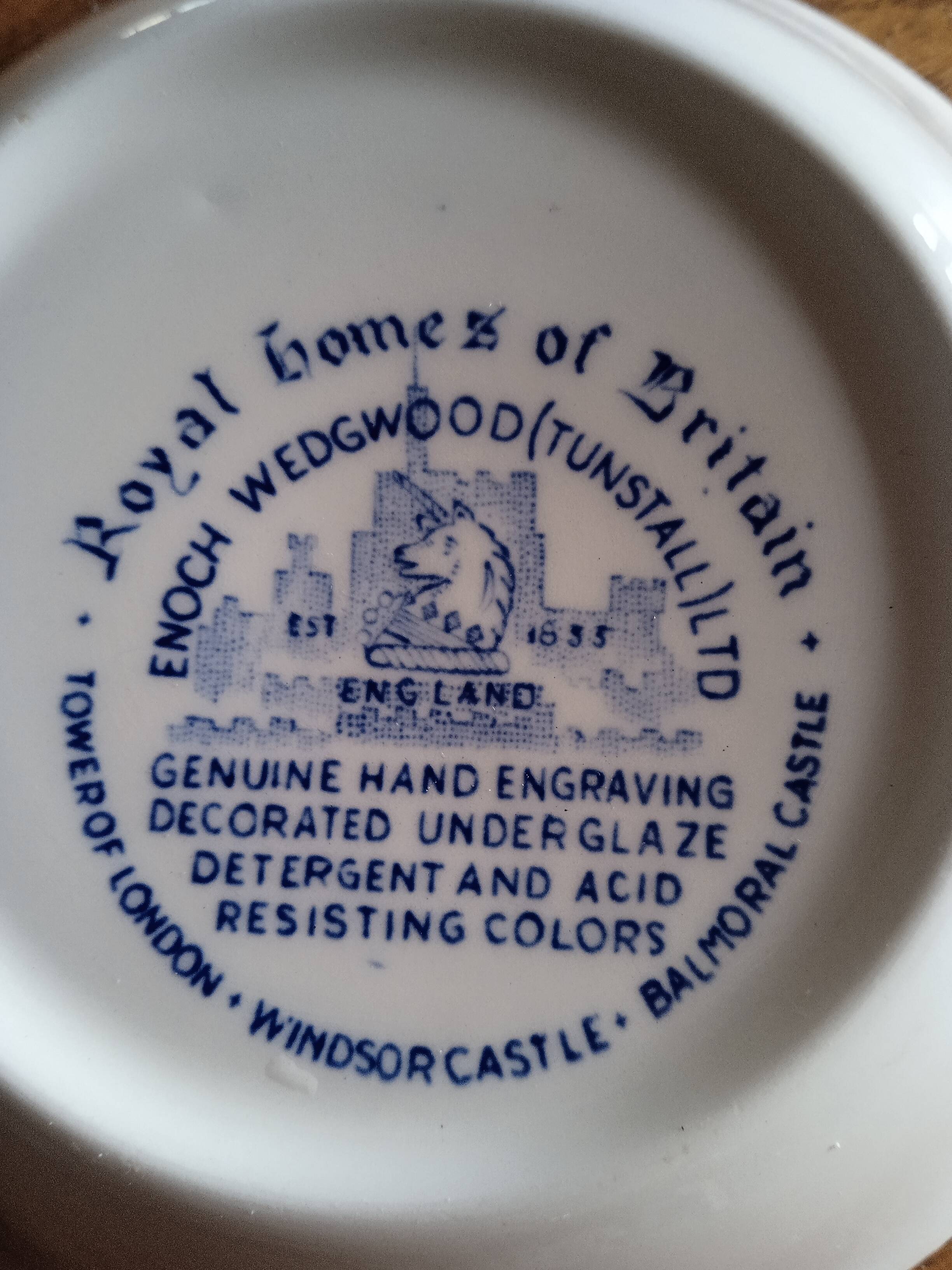 Bowl "Royal homes of Britain"