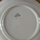 7 assiettes plates Terre de fer