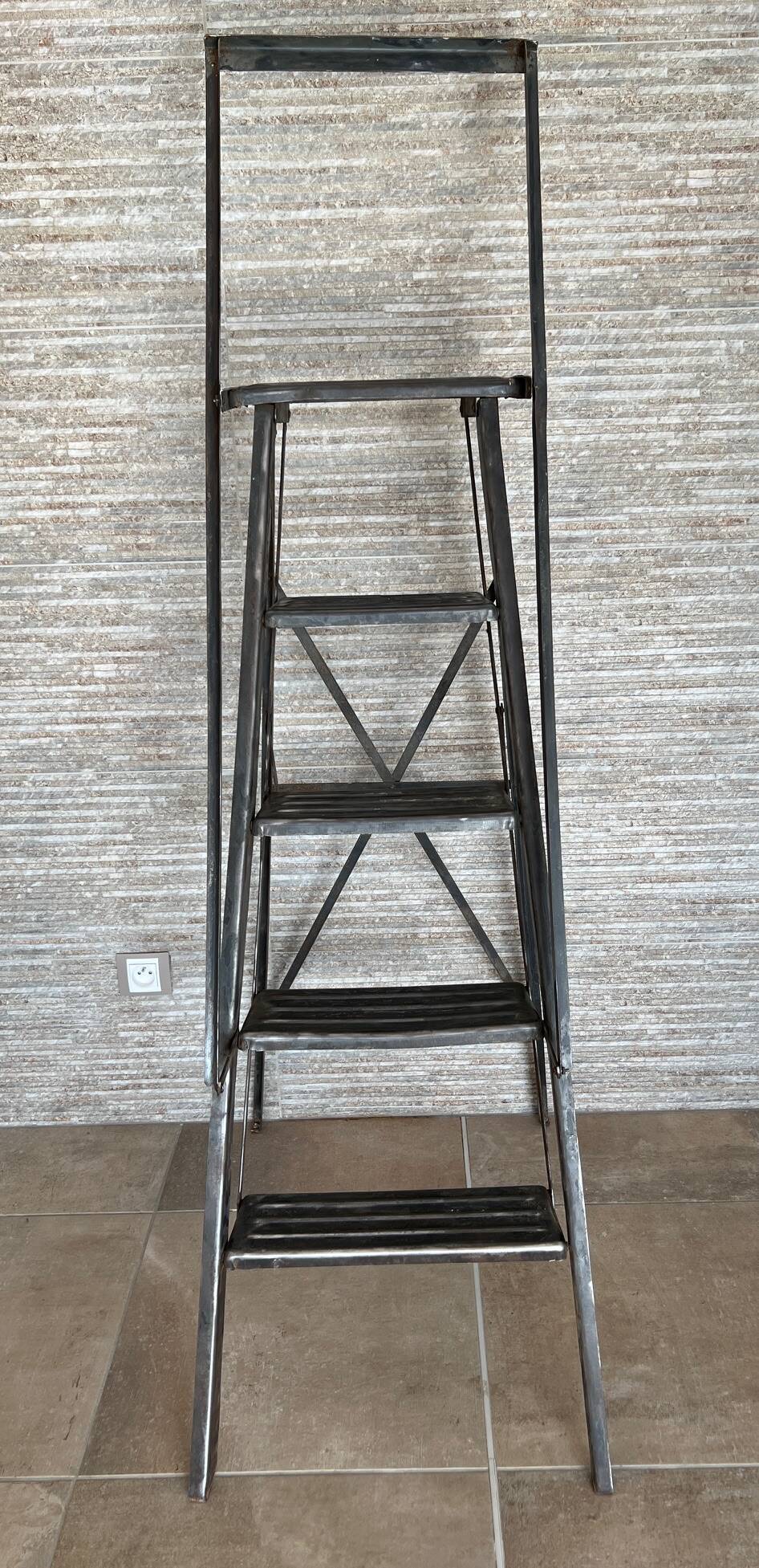 Manufrance 1930 industrial metal stepladder