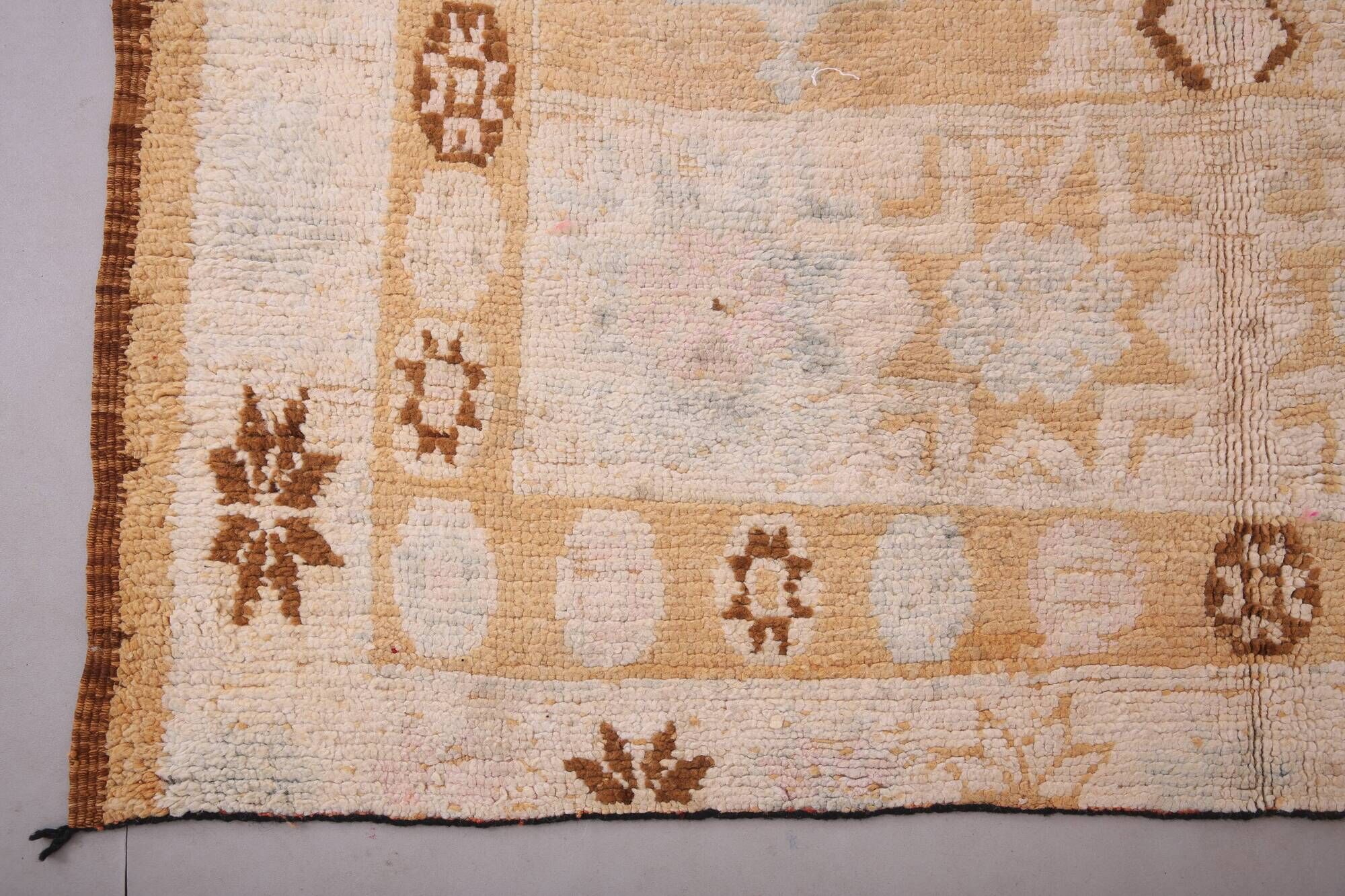 Yellow Vintage Moroccan Rug 181 x 314 cm, Berber Wool Rug, Bohemian Rug