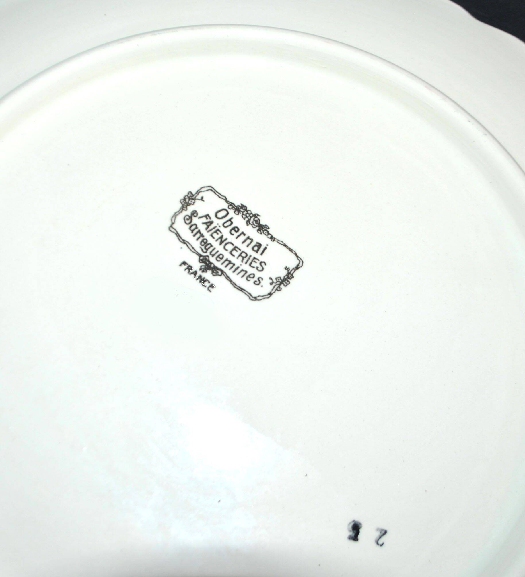 Sarreguemines plate Obernai cut out in earthenware with horsemen decoration Alsace by Loux