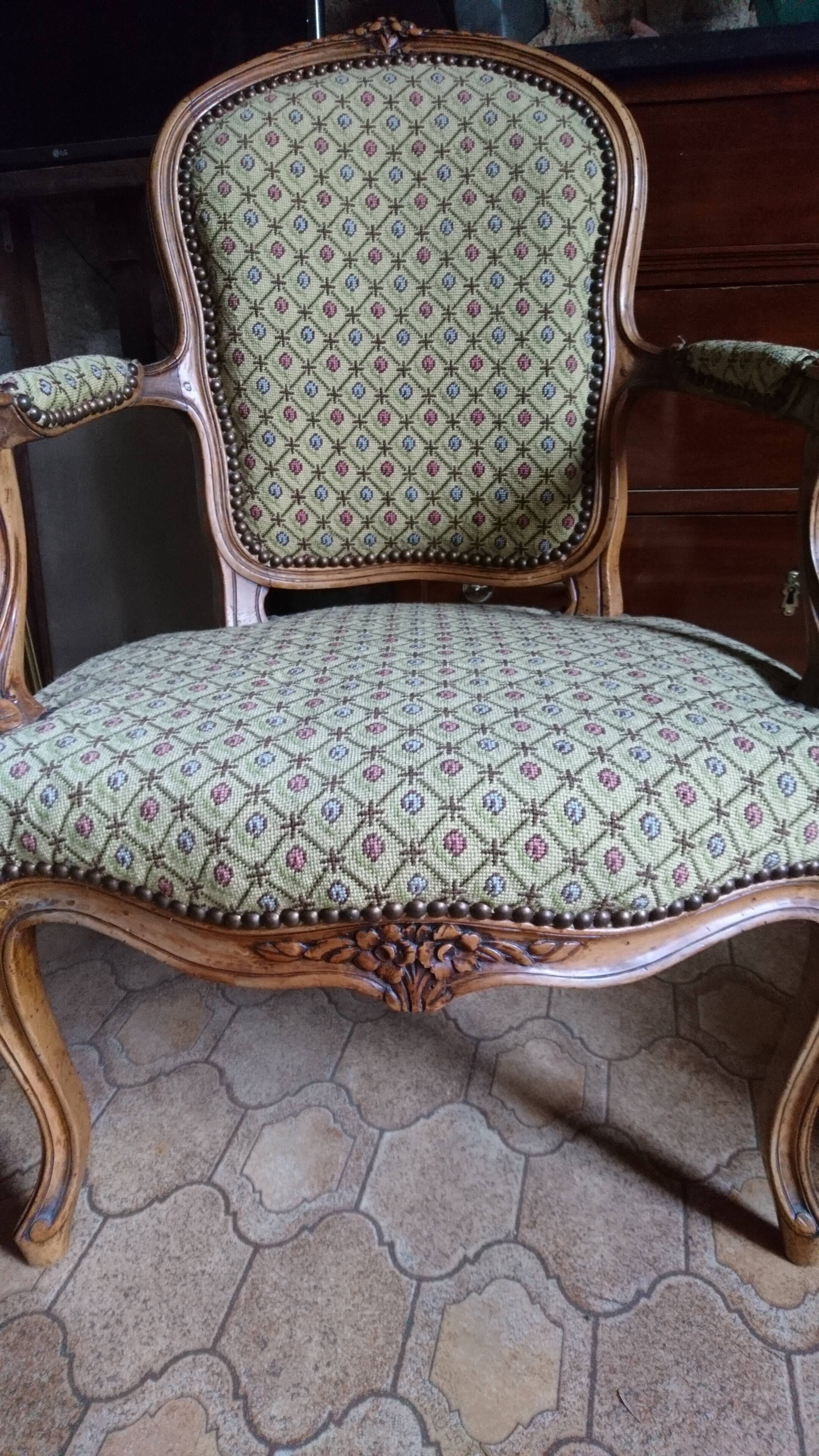 Louis XV convertible chair