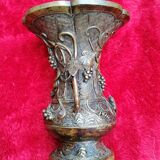 Vase chinois polylobé en bronze