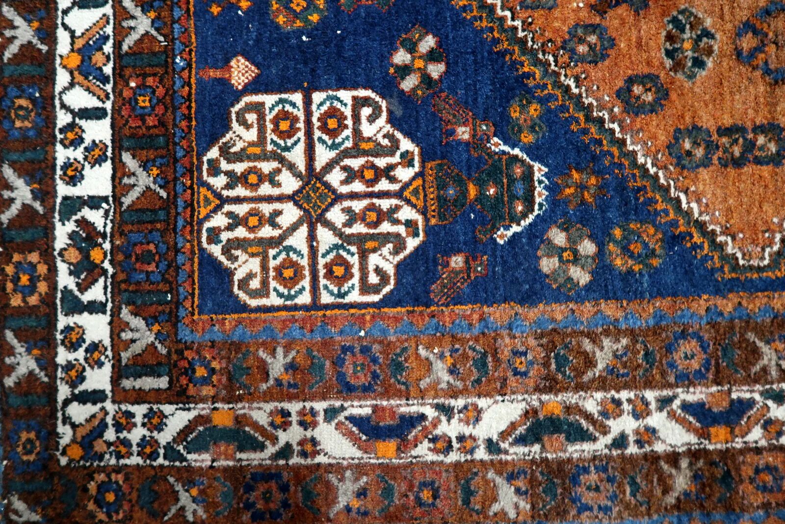 Antique Shiraz Gashkai handmade rug 155 x 207 cm 1920s