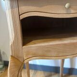 Air-coated bedside table