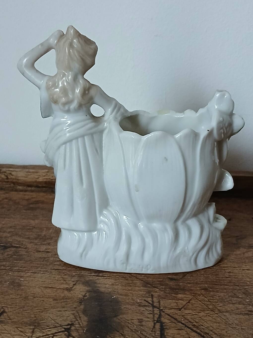 Small vase representing a woman - Art Nouveau period