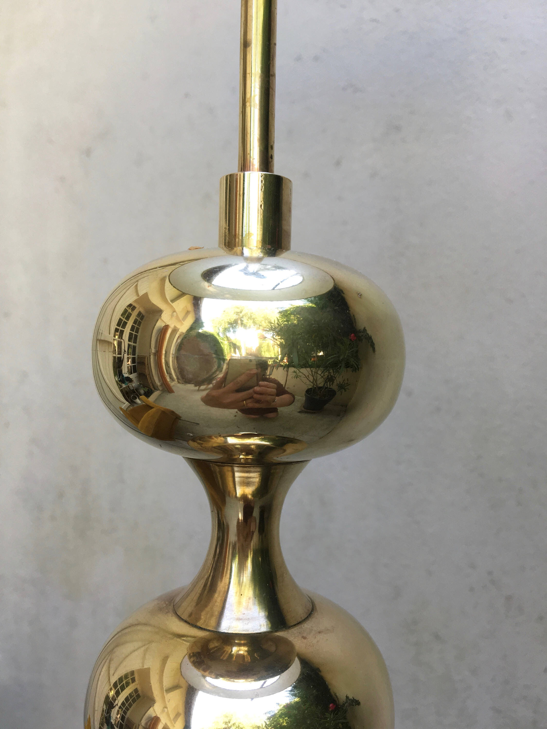 Vintage floor lamp in brass balls