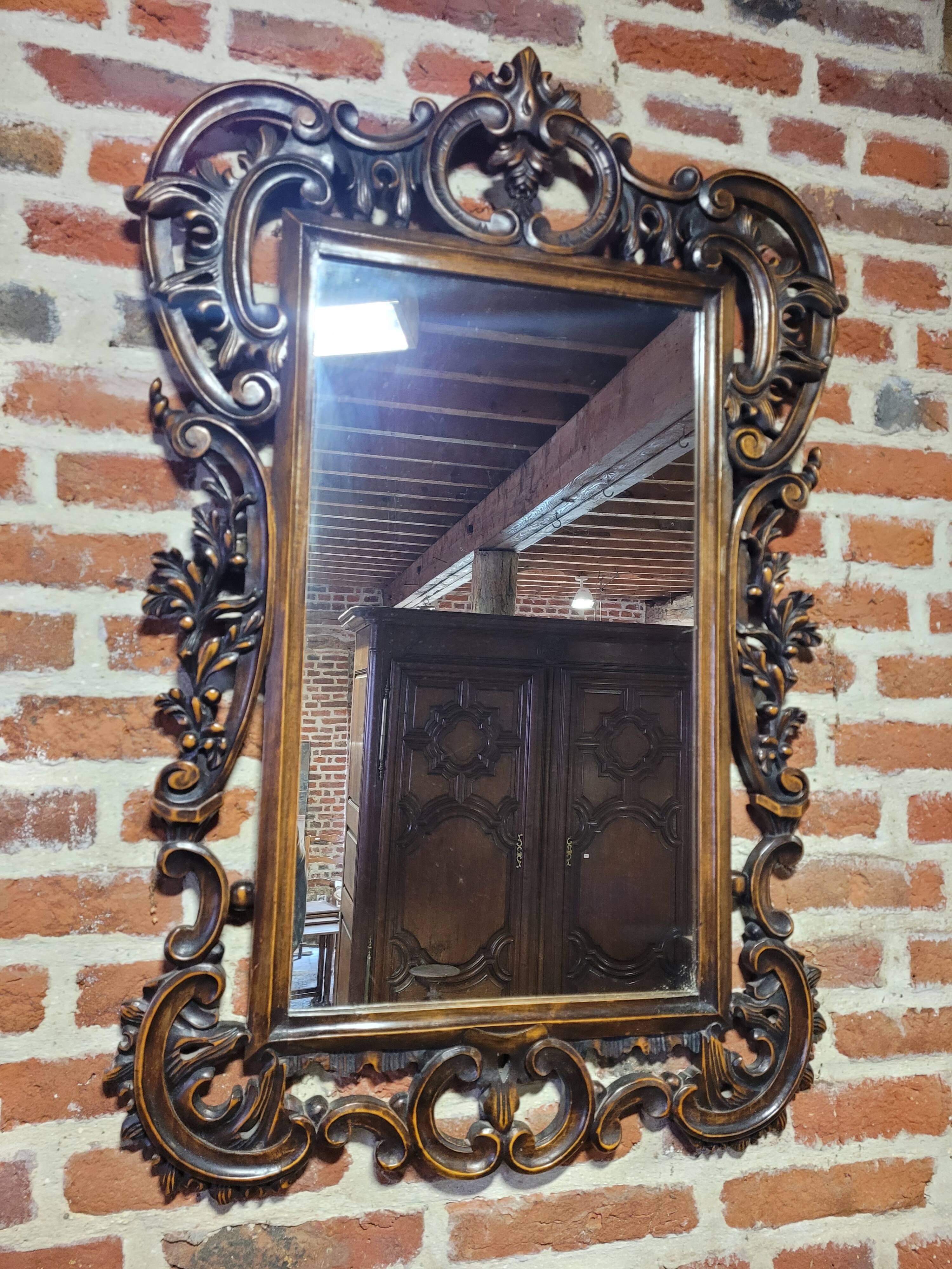 Carved wood mirror in cherry tree 100x75cm