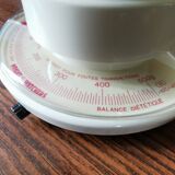 Vintage Weight Watcher scale