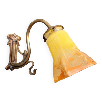 Applique murale Art Nouveau en bronze et verre satiné, années 1910