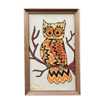 Owl embroidered painting
