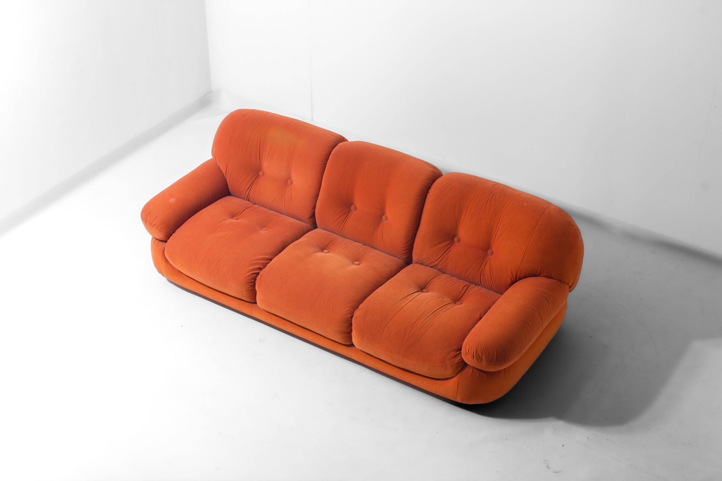 Vintage 'Sapporo' 3-seater sofa in suede by Mobil Girgi, 1970s