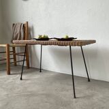 Table basse osier tressé et métal 1960