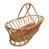 Rattan bassinet