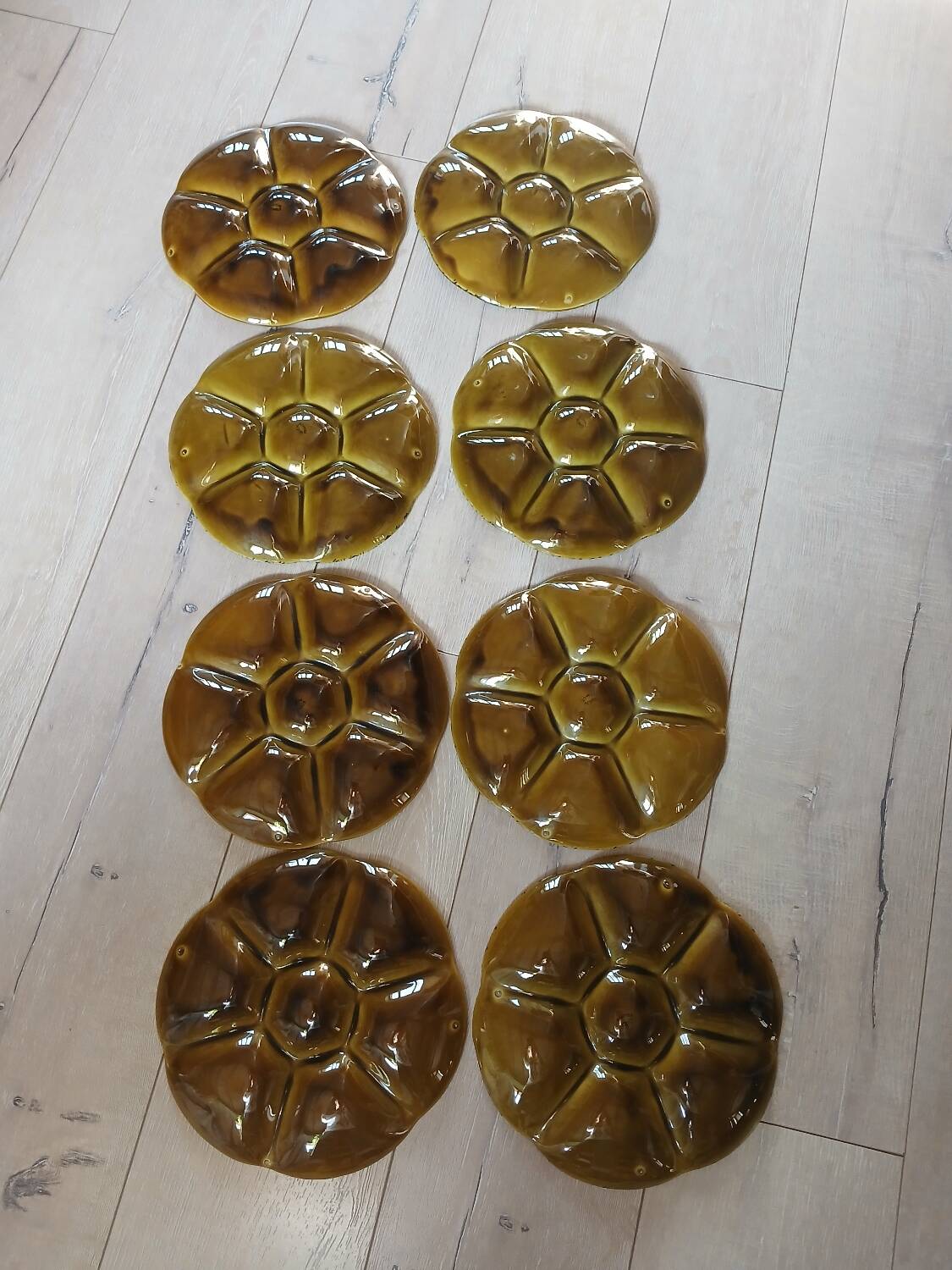 8 old GIEN oyster plates + 2 serving dishes