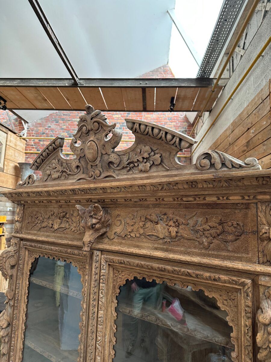Hunting furniture from the late 19th century