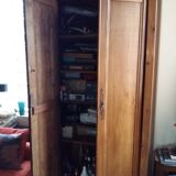 Double door wardrobe
