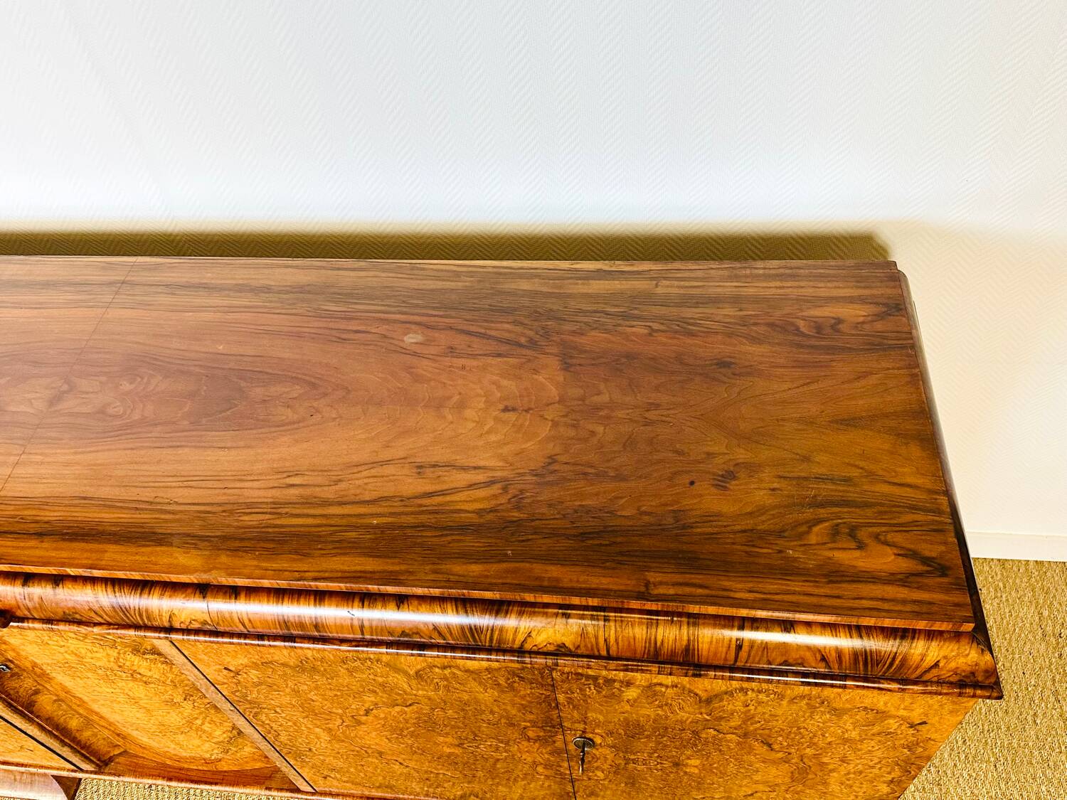 Buffet art déco en noyer 1930